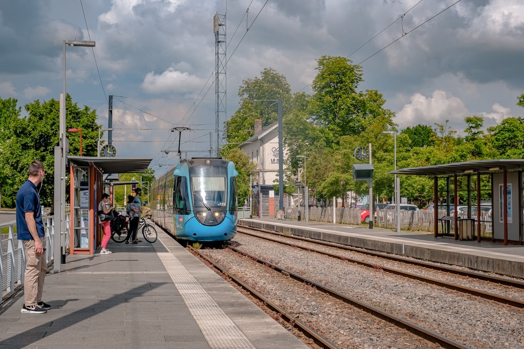 tram train sucé sur erdre