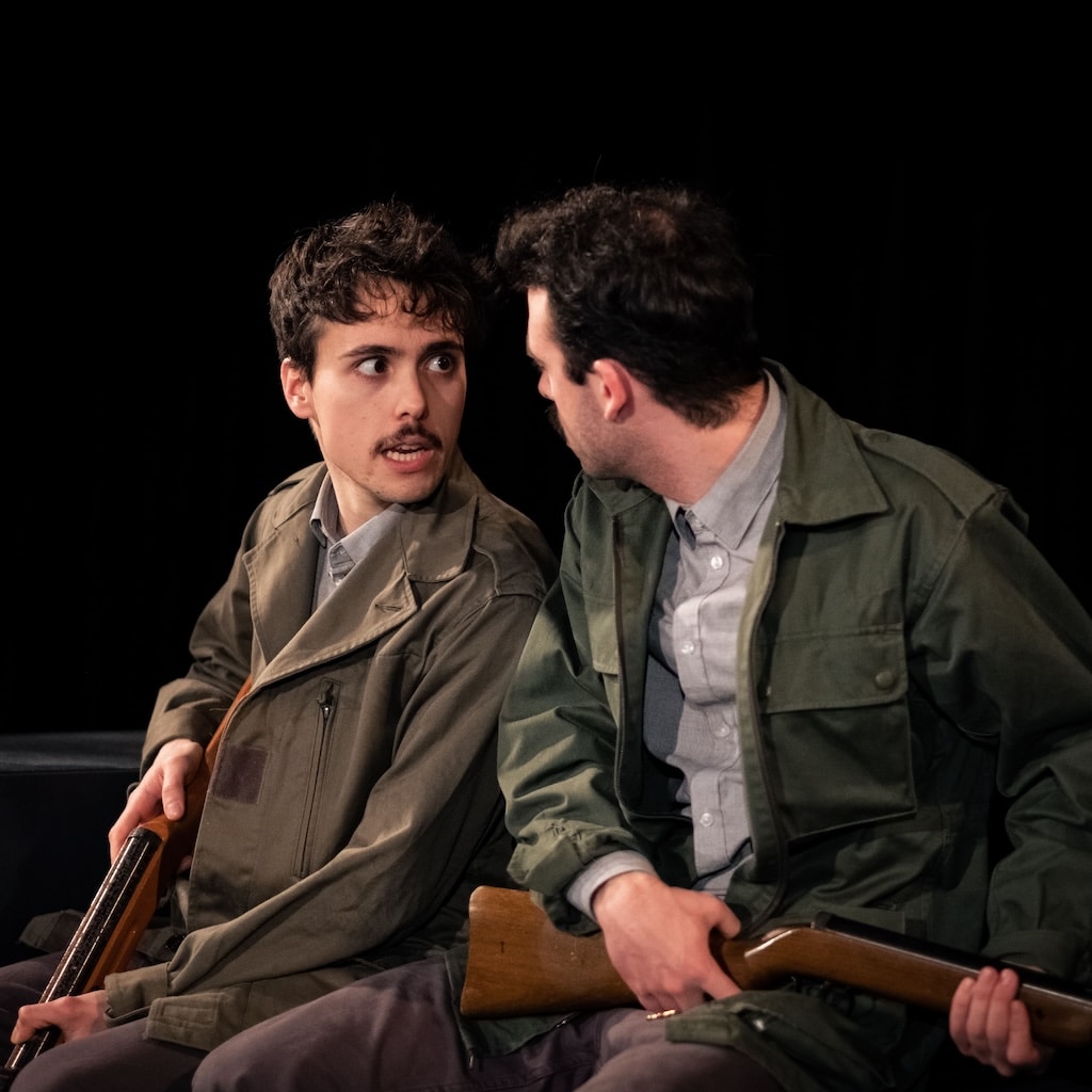 LA GUERRE DES EMEUS - (c) Benoit Salmon