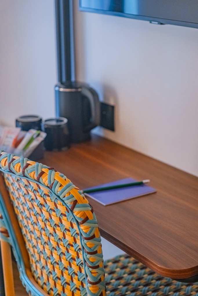 bureau chambre hôtel