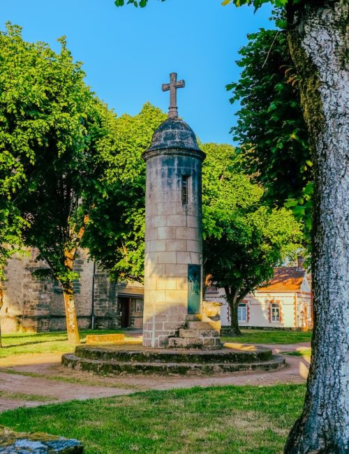 lanterne des morts les moutiers en retz