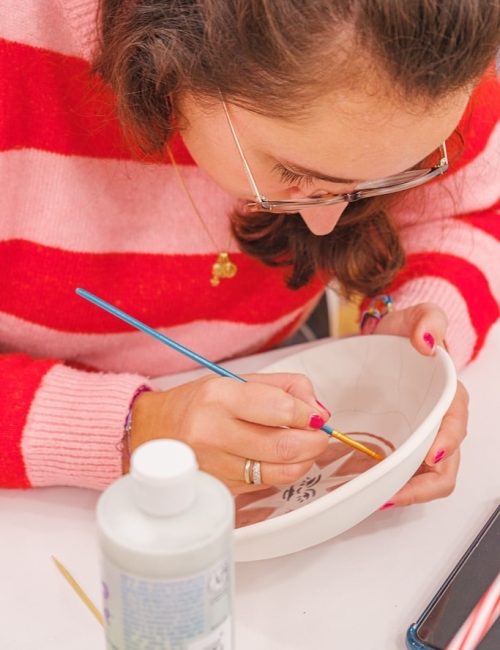 Atelier peinture sur céramique à Nantes