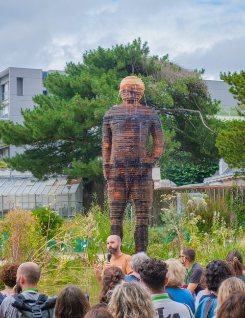 L’Homme de bois FABRICE HYBER